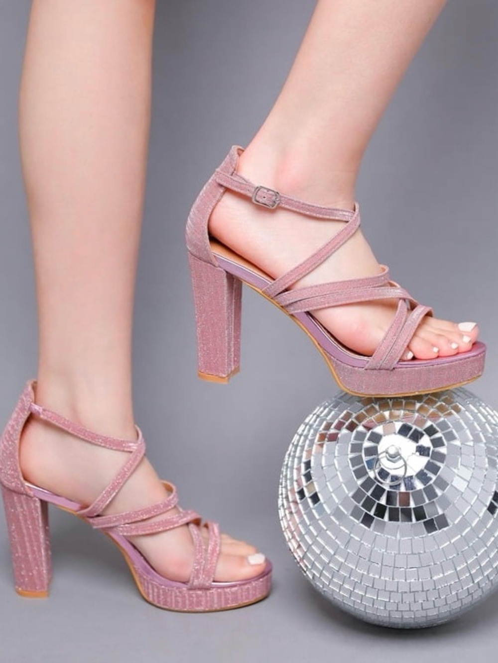 NWT Unilady Strappy Glitter Platform Sandals in Pink Size 7